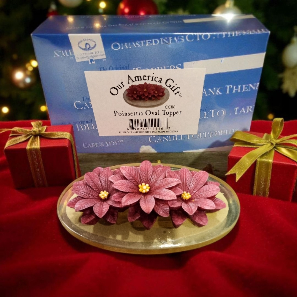 Poinsettia Oval Topper